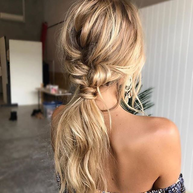 5 Easy Hairstyles Tricks with Clip In Hair Extensions